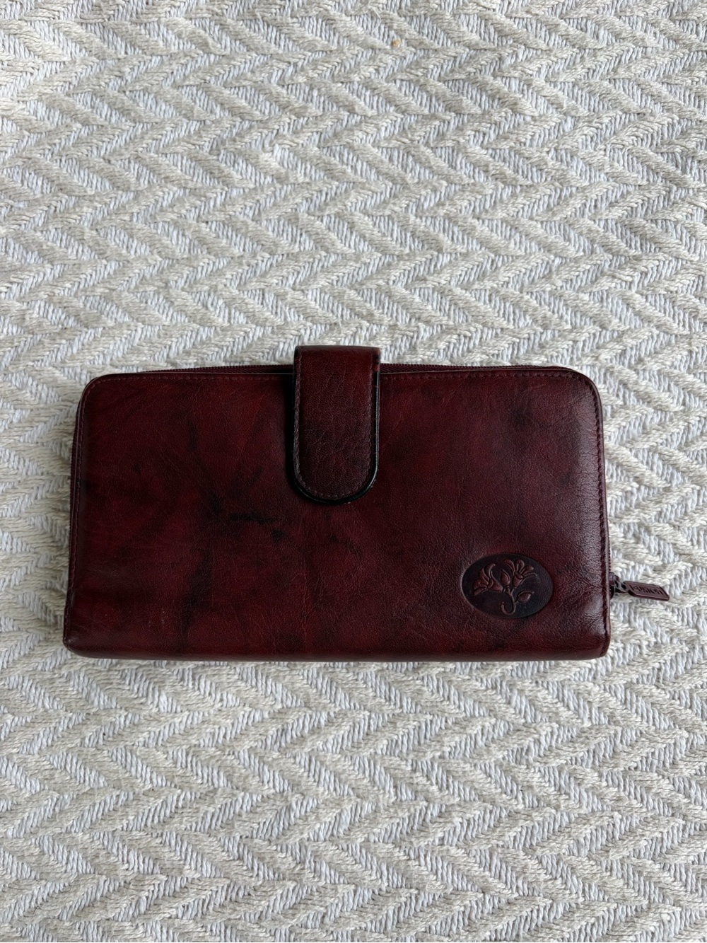 Vintage Buxton Burgundy Cowhide Leather Organizer Wallet Clutch